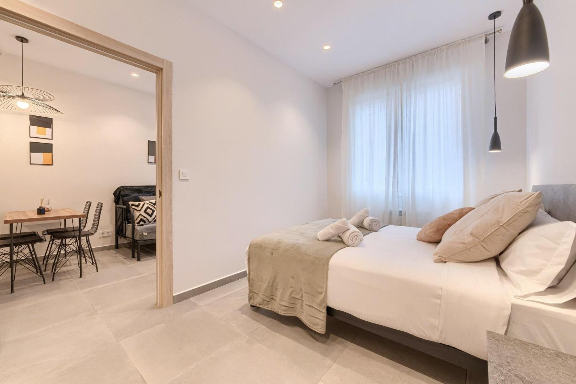 Apartamentos Basarrate Self Check In Бильбао Экстерьер фото