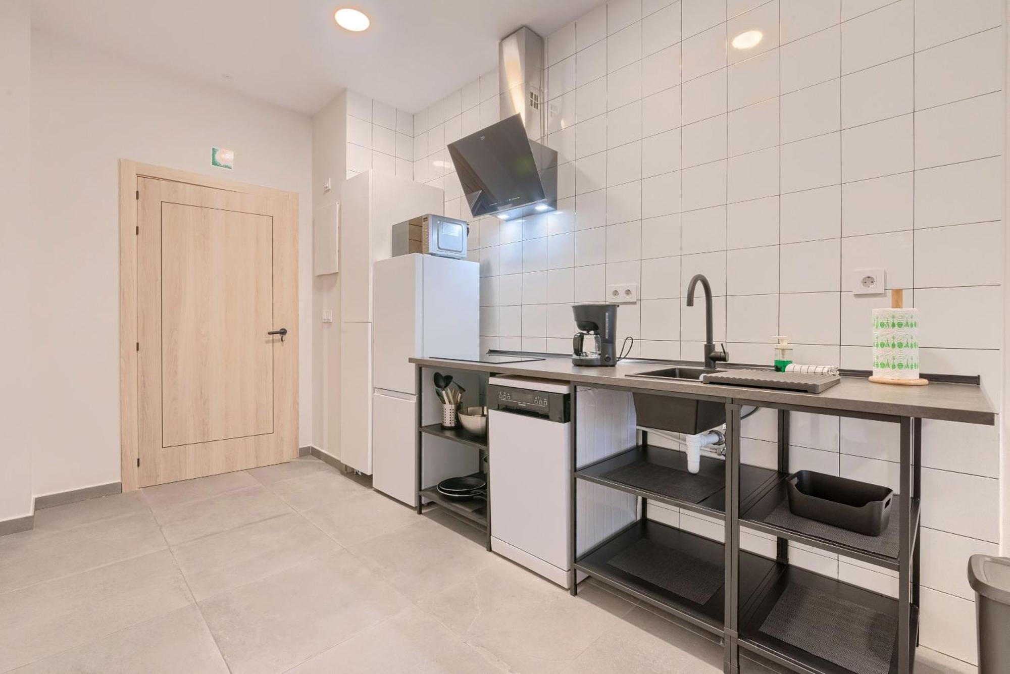 Apartamentos Basarrate Self Check In Бильбао Экстерьер фото